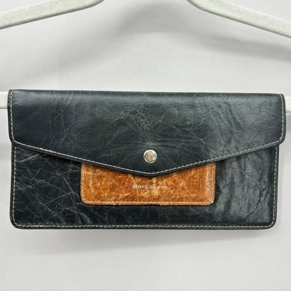 Borgasets Leather Clutch Wallet Womens OS Dark Blue Distressed Two Tone Classic